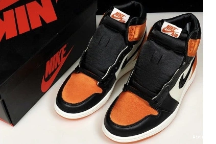 JORDAN AV3725-010 BACKBOARD RETRO SATIN 1 AIR SHATTERED WMNS 0822